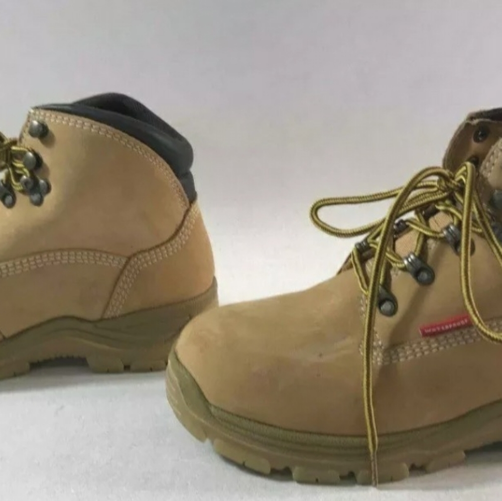 Herman survivors boots